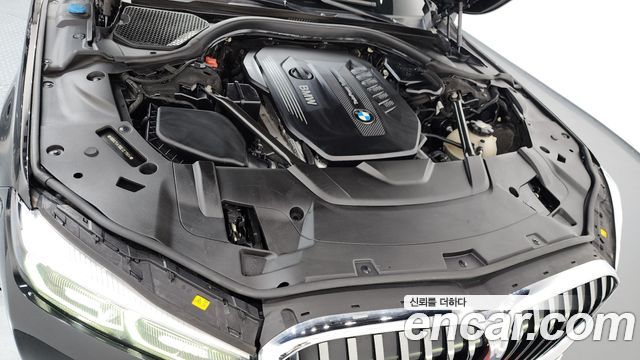 BMW 7-Series 2020 — photo 6