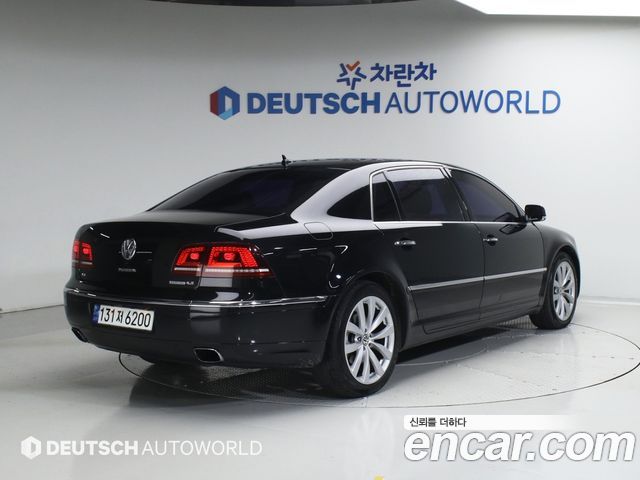 Volkswagen Phaeton 2013 — photo 2