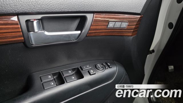 Kia Mohave 2018 — photo 16