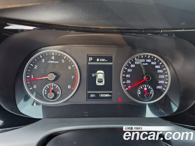 Kia K5 2021 — photo 10