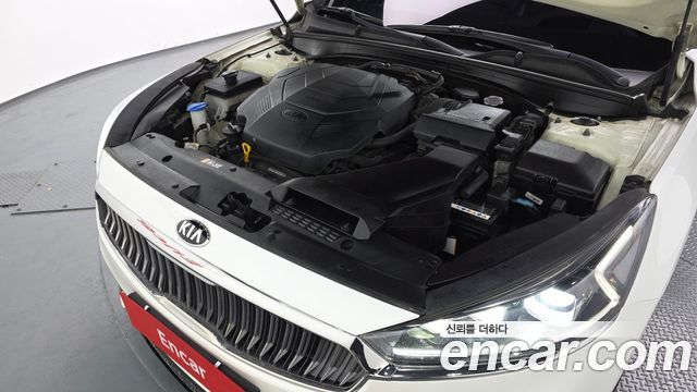 Kia K7 2017 — photo 6
