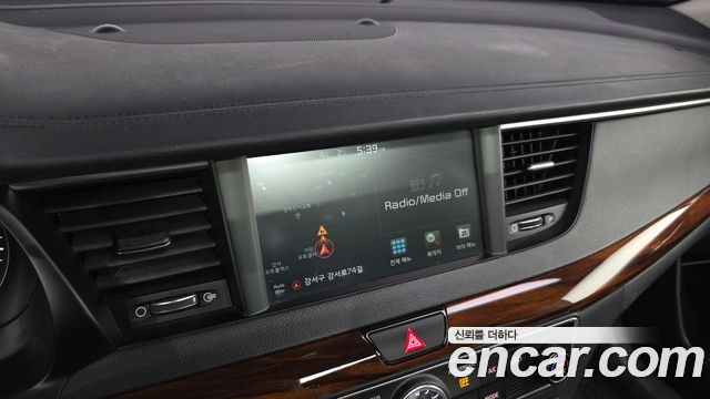 Kia K7 2017 — photo 15