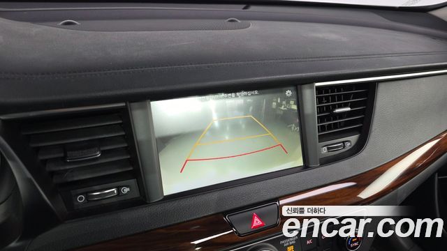 Kia K7 2017 — photo 16