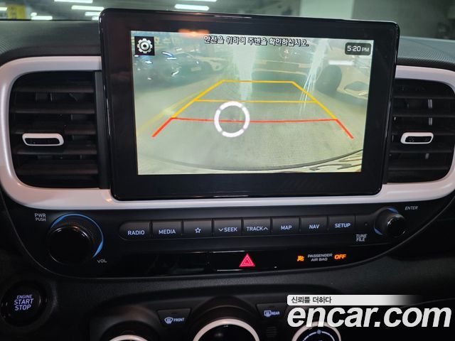Hyundai Venue 2020 — photo 12