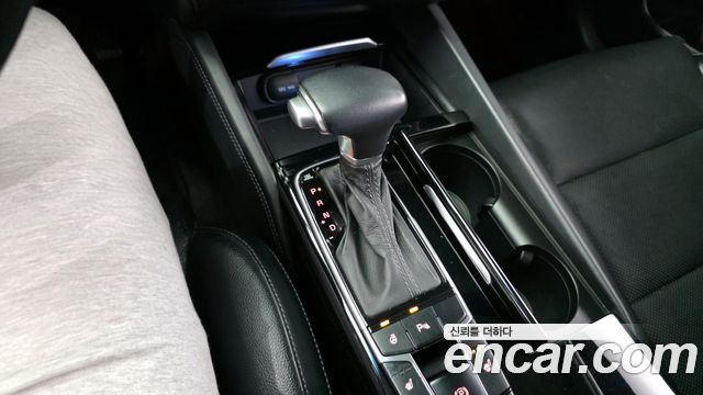 Kia K7 2017 — photo 9