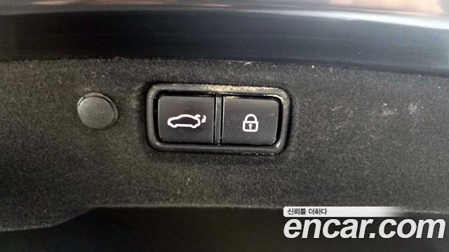 Kia K7 2017 — photo 20