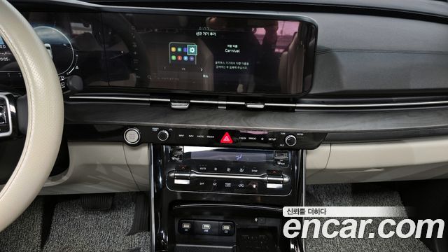 Kia Canival 2021 — photo 14