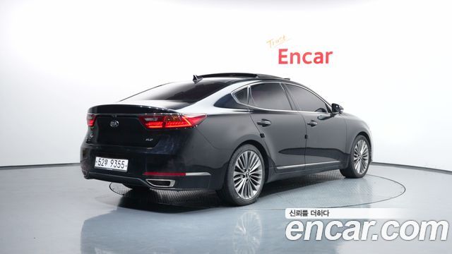 Kia K7 2018 — photo 2