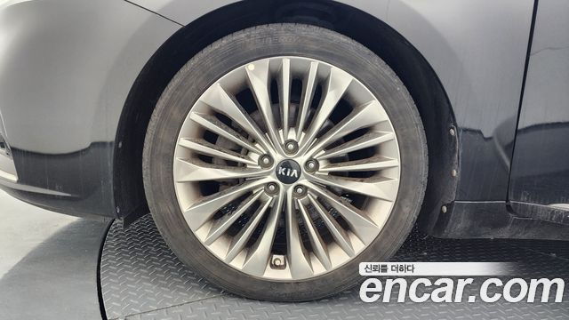 Kia K7 2018 — photo 5
