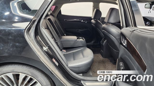 Kia K7 2018 — photo 12