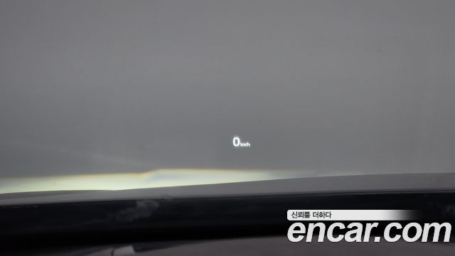 Kia K7 2018 — photo 17
