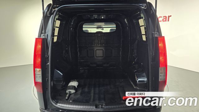 Hyundai Staria 2023 — photo 20