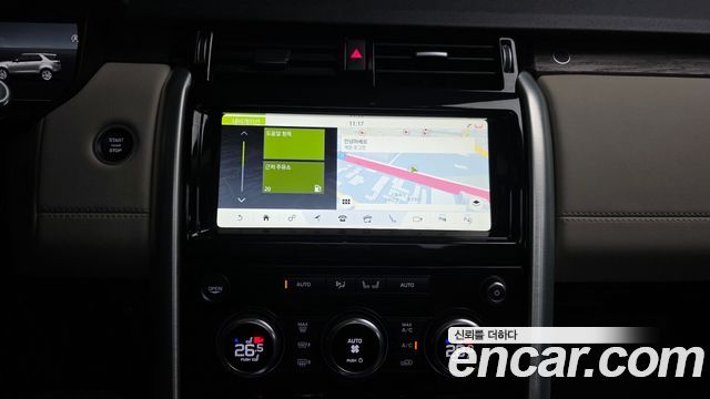 Land Rover Discovery 2019 — photo 14