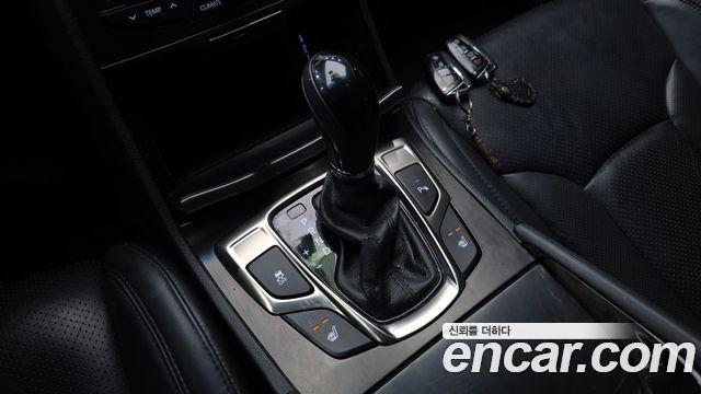 Hyundai Grandeur 2013 — photo 9