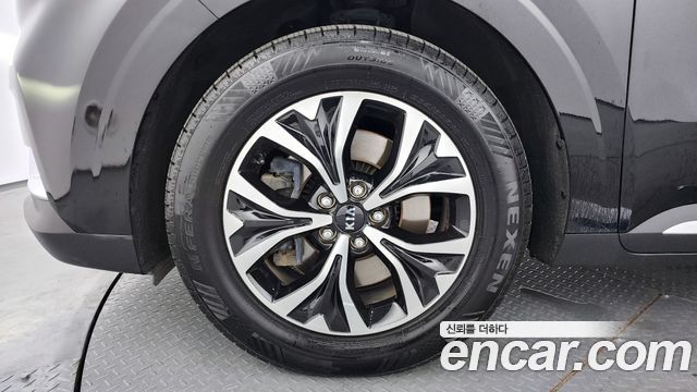 Kia Canival 2021 — photo 5