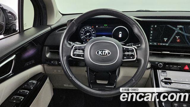 Kia Canival 2021 — photo 13