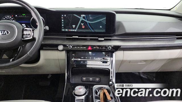 Kia Canival 2021 — photo 14