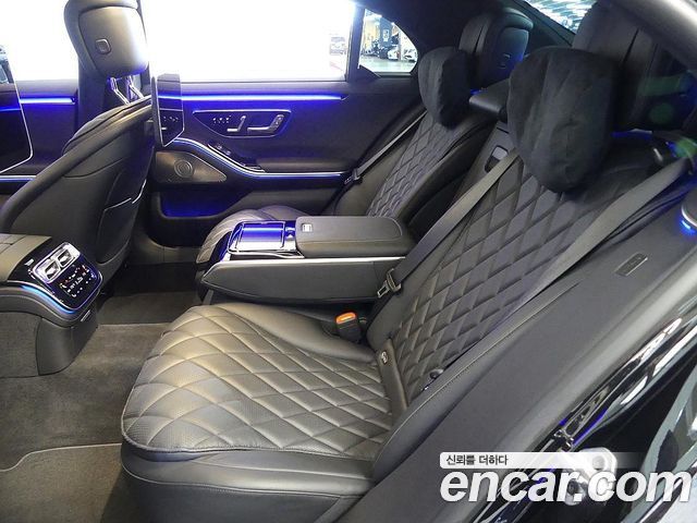 Mercedes-Benz S-Class 2022 — photo 6