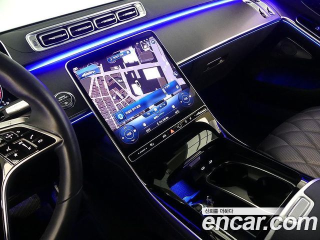 Mercedes-Benz S-Class 2022 — photo 13