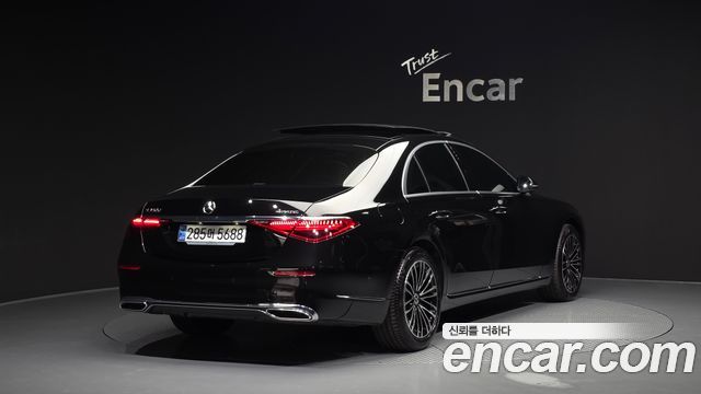 Mercedes-Benz S-Class 2025 — photo 2