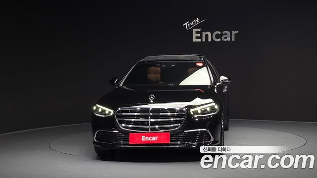 Mercedes-Benz S-Class 2025 — photo 3