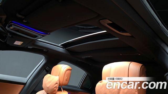 Mercedes-Benz S-Class 2025 — photo 19