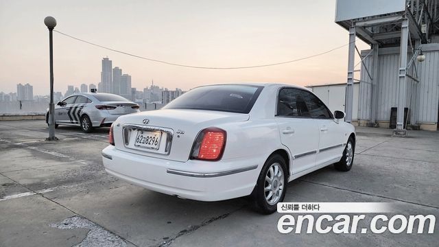 Hyundai Grandeur 2004 — photo 2