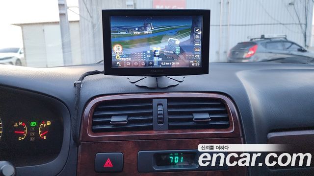 Hyundai Grandeur 2004 — photo 12