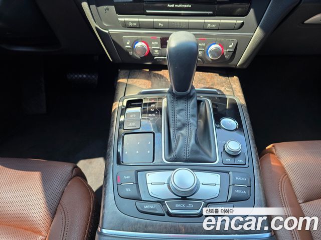Audi A6 2018 — photo 9