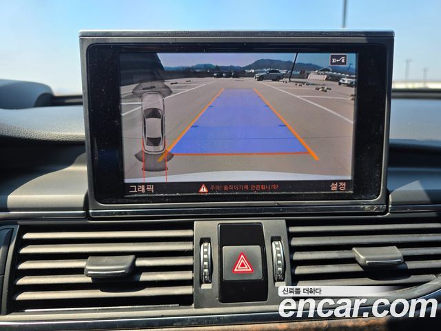 Audi A6 2018 — photo 16