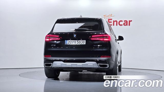 BMW X5 2021 — photo 4