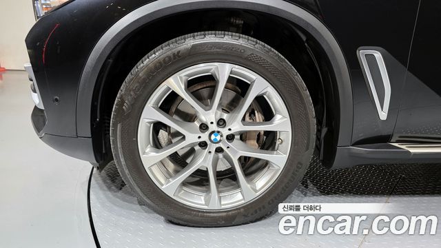 BMW X5 2021 — photo 5