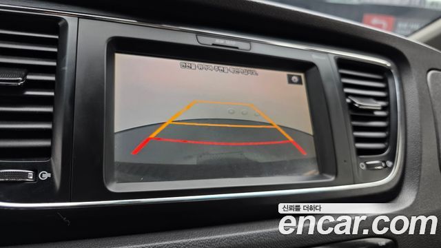 Kia Canival 2018 — photo 15