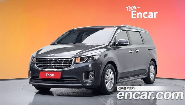 Kia Canival 2018 — photo 1