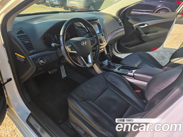 Hyundai i40 2014 — photo 9