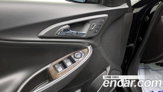 Chevrolet Korea Malibu 2017 — photo 13
