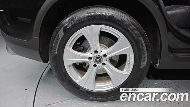 Mercedes-Benz GLC-Class 2017 — photo 5