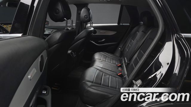 Mercedes-Benz GLC-Class 2017 — photo 12