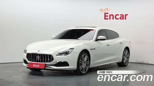 Maserati Quattroporte