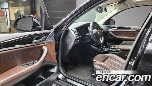 BMW X3 2018 — photo 11
