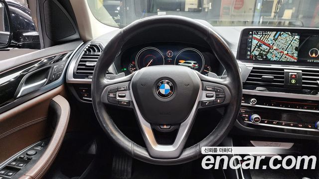 BMW X3 2018 — photo 14