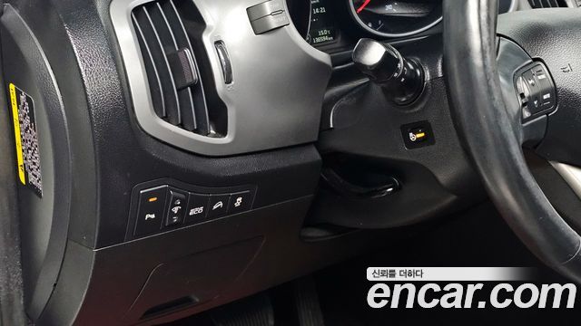 Kia Sportage 2015 — photo 23