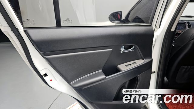 Kia Sportage 2015 — photo 15