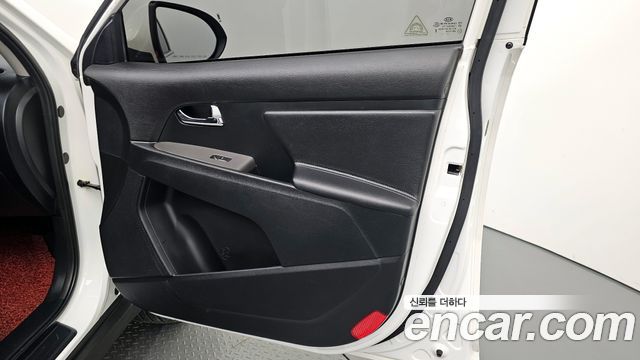 Kia Sportage 2015 — photo 28