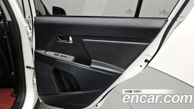 Kia Sportage 2015 — photo 29
