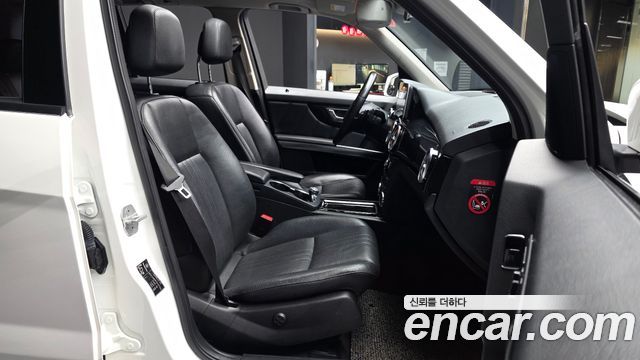 Mercedes-Benz GLK-Class 2013 — photo 11