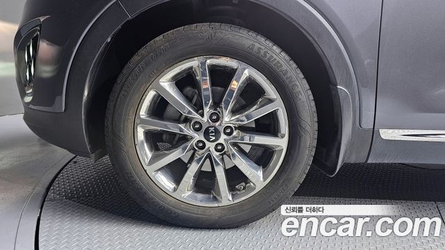 Kia Sorento 2017 — photo 5