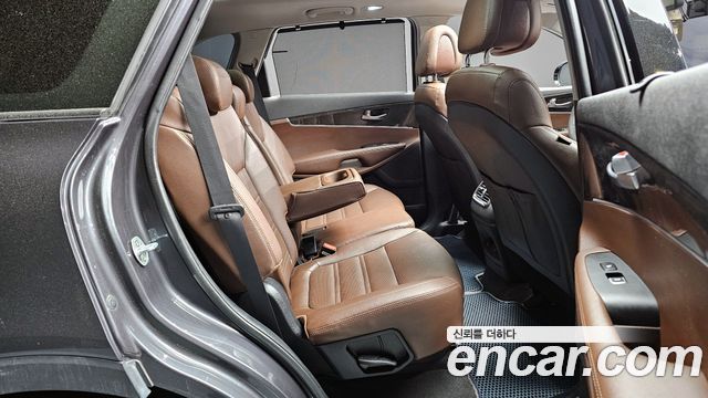 Kia Sorento 2017 — photo 11
