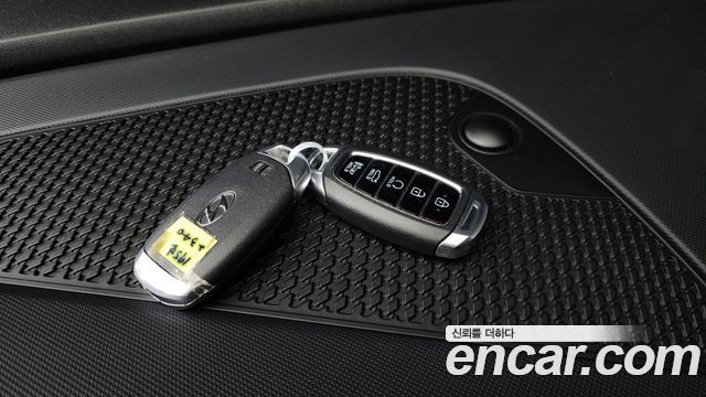 Hyundai AVANTE 2023 — photo 29