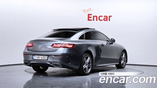 Mercedes-Benz E-Class 2017 — photo 2
